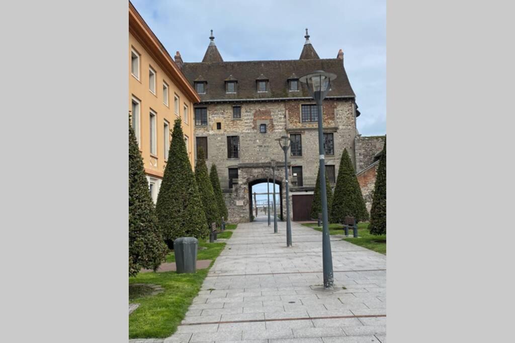 Appartement Centre Ville De ディエップ エクステリア 写真